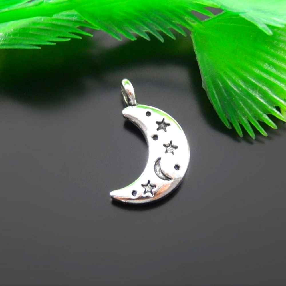 Jewelry charm 🌙